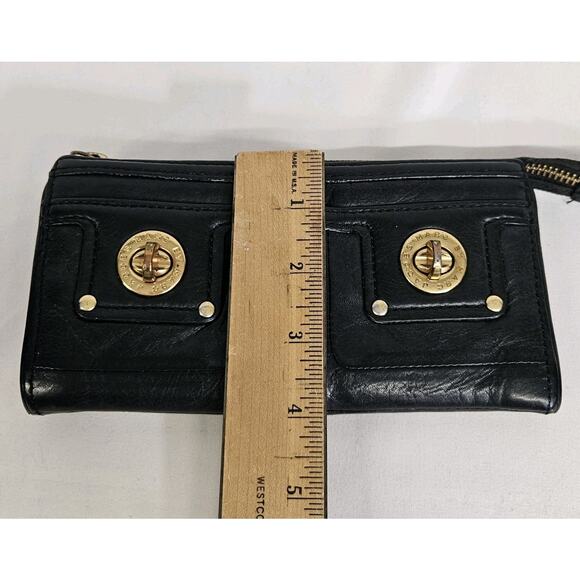 Marc By Marc Jacobs Black Leather Turnlock Tip Zip Rectangular Wallet Clutch - Picture 12 of 12
